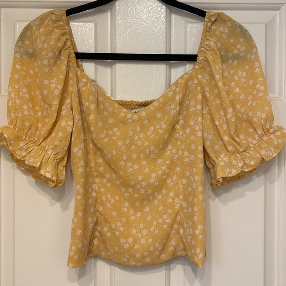 Abercrombie & Fitch Tops - Abercrombie & Fitch Puff Sleeve Sweetheart Corset Top